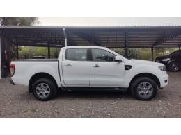 FORD - RANGER - 2018/2019 - Branca - R$ 137.900,00