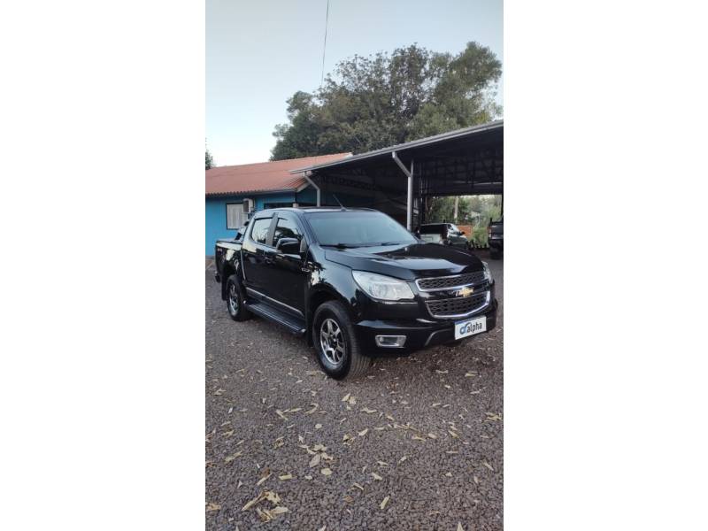 CHEVROLET - S10 - 2014/2014 - Preta - R$ 118.900,00